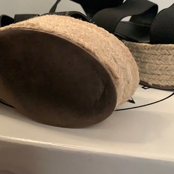 Steve Madden Black platform sandal - Picture 3 of 4